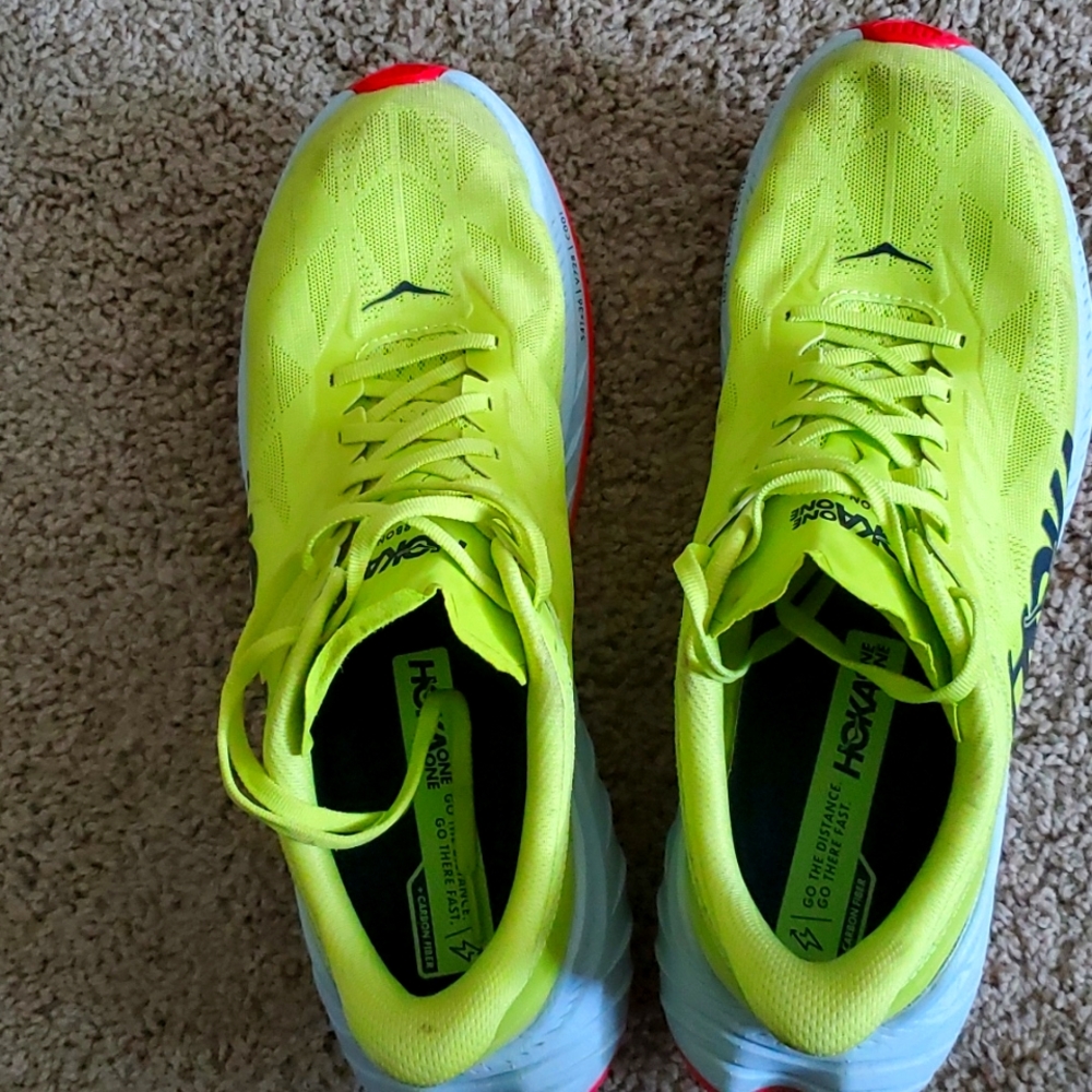 Hoka Carbon X2